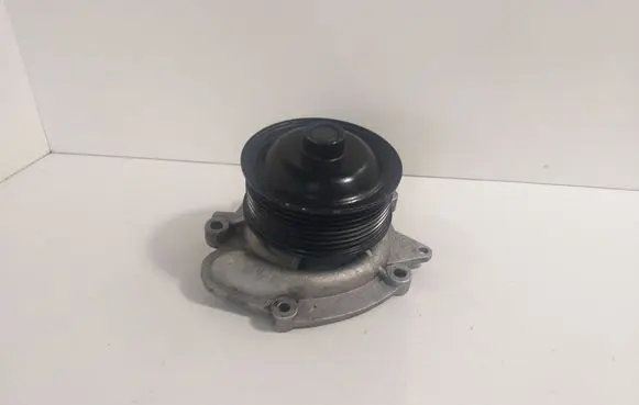 Mercedes-Benz C W204 Water pump