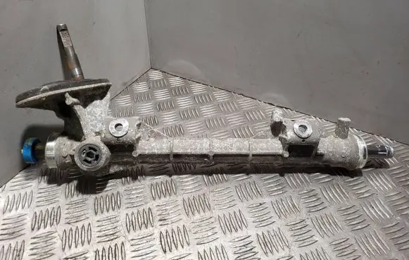 Renault Twingo II Steering rack 8200867063 0445576 6900001619