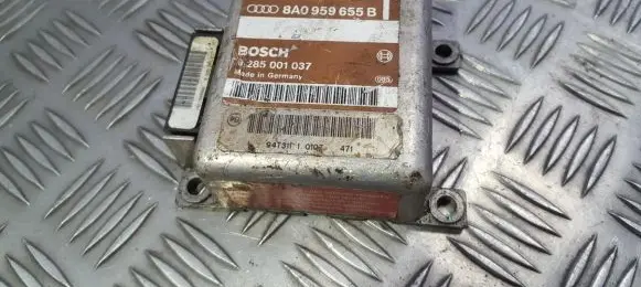 Audi A4 S4 B5 8D Airbag control unit/module 8a0959655b 0285001037