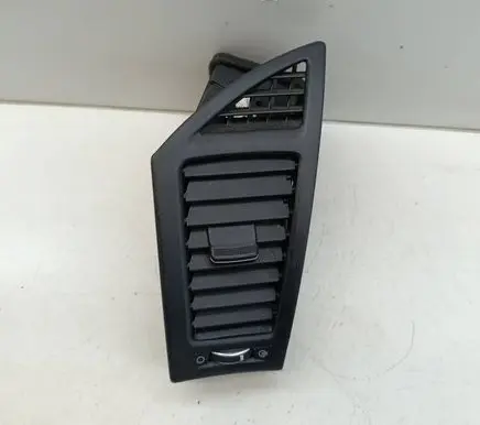 Hyundai i40 Dashboard side air vent grill/cover trim U09E28