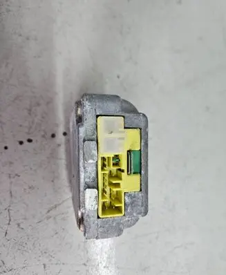 Subaru Impreza I Airbag control unit/module 98221-A080 152300-1110