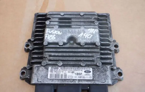 Ford Fiesta Engine control unit/module 12A650 1BSF 2S6A12A650BL