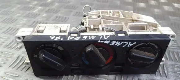 Nissan Almera Climate control unit