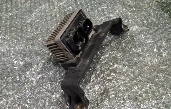 Ford Transit Custom Glow plug pre-heat relay B2110017758 BK2112B681AA