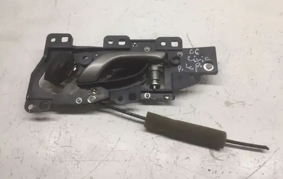 Honda Civic Front door interior handle 1116