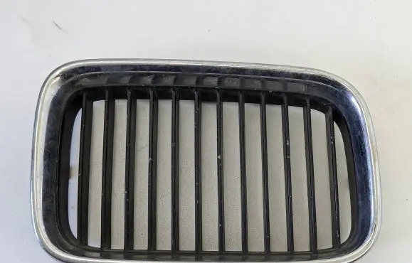 BMW 3 E36 Front grill 