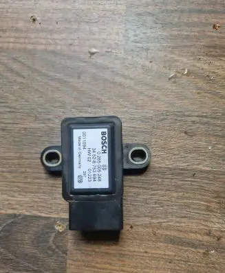 BMW 3 E46 ESP acceleration yaw rate sensor 34526753694 0011094 0265005248