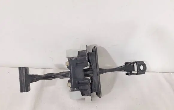 Opel Insignia A Front door check strap stopper 13229021