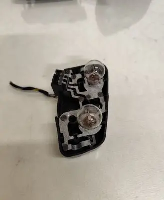 BMW 3 E46 Tail light bulb cover holder 388570R