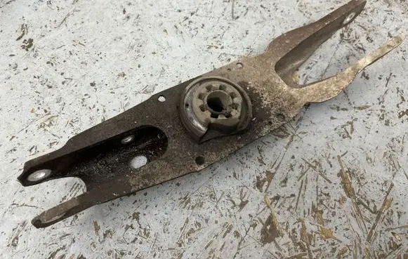 Mercedes-Benz A W176 Rear upper control arm/wishbone