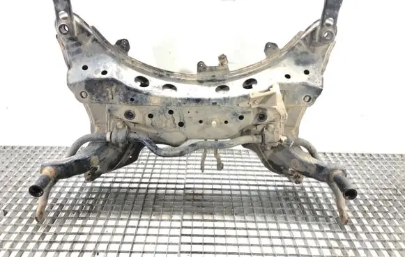Toyota C-HR I Front subframe