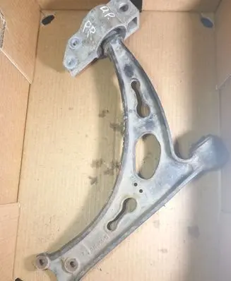 Skoda Octavia Mk2 (1Z) Front lower control arm/wishbone 1K0407153N