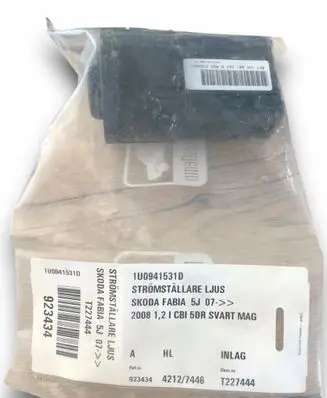 Skoda Fabia Mk1 (6Y) Fog light switch 1U0941531D