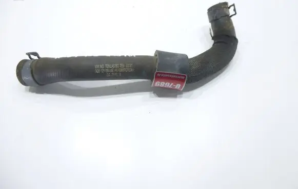 Volkswagen PASSAT B8 Engine coolant pipe/hose 3Q0121064AE