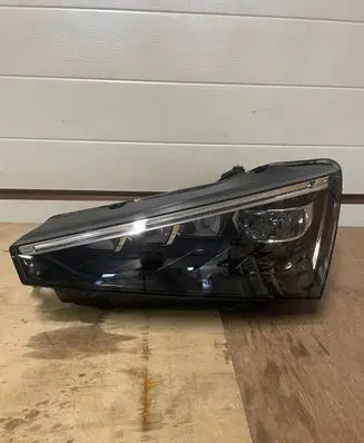 Skoda Scala Headlight/headlamp 657941015A