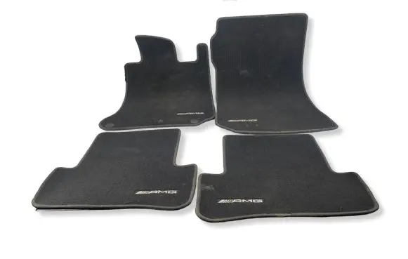 Mercedes-Benz C W204 Car floor mat set A2046800204 Z001Q001 11W17