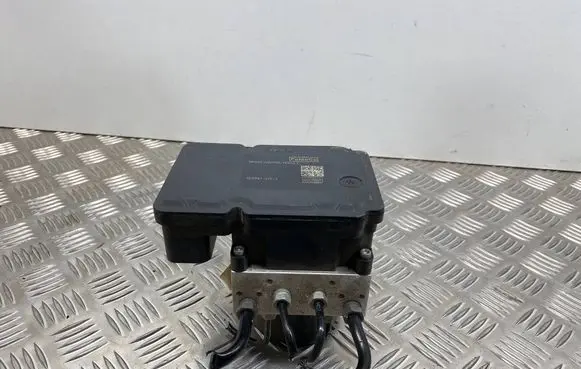 Ford Focus ABS Pump BV612C405AG