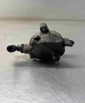 Vacuum pump