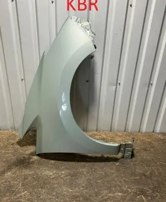 Nissan Leaf II (ZE1) Fender F31005SHMA 25563