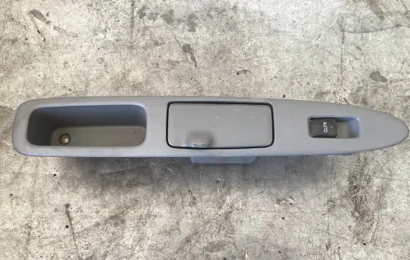 Toyota Avensis Verso Electric window control switch 747427244100 P4cn010w1