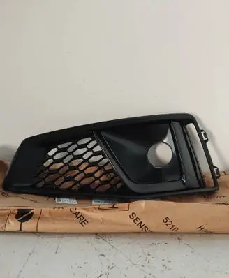 Audi A4 S4 B9 Front grill 8W0807681BA