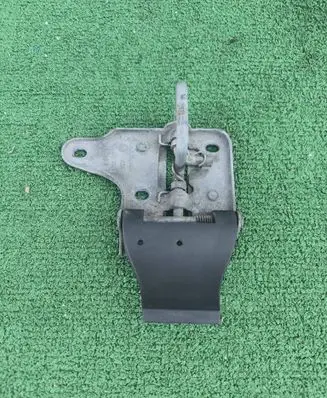 Skoda Octavia Mk3 (5E) Engine bonnet/hood lock/latch loop/hook 5E0823186