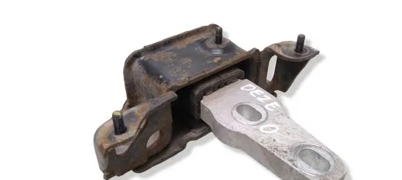 Ford Fiesta Gearbox mount AV597M121AA