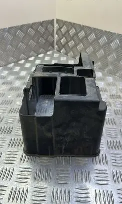 Battery tray