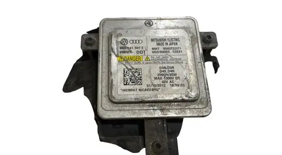 Skoda Octavia Mk3 (5E) Headlight ballast module Xenon 8K0941597E W003T22071 09901219