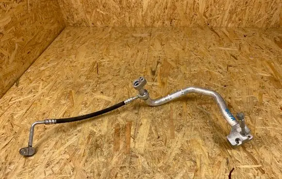 BMW i3 Air conditioning (A/C) pipe/hose 9291282
