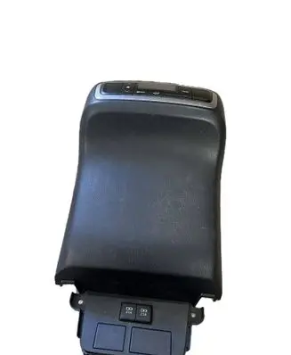 Toyota Highlander XU50 Other center console (tunnel) element 589230E160 588490E060 559000E490