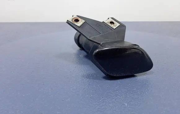 Toyota Avensis Verso Windshield washer spray nozzle 