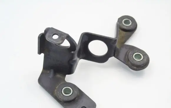 Skoda Fabia Mk1 (6Y) Gear shift cable bracket 6Y0711789A