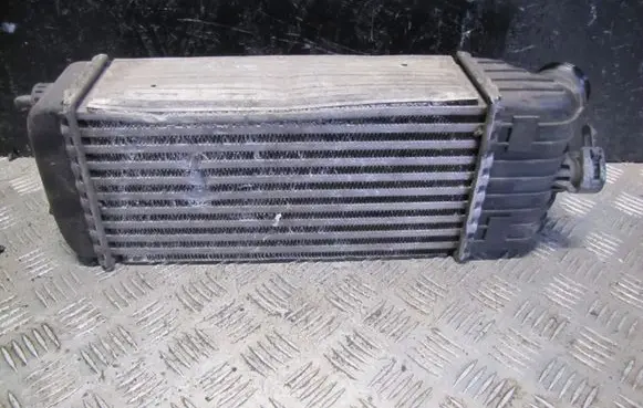 Citroen C3 Picasso Intercooler radiator D8553006 RAD056