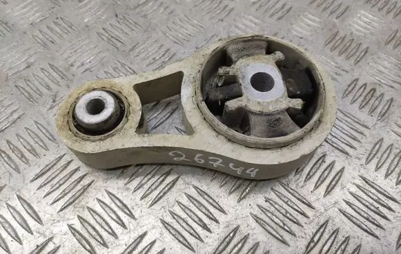 Opel Vivaro Engine mount bracket 67993