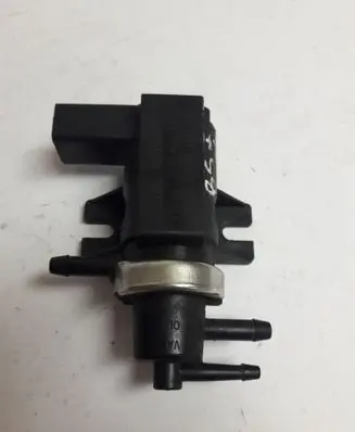Volkswagen PASSAT B5.5 Turbo solenoid valve 1J0906627