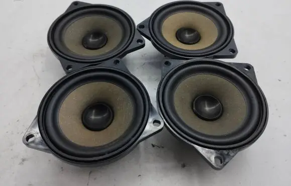 Mini Cooper Countryman R60 Front door speaker 9804157 18820010