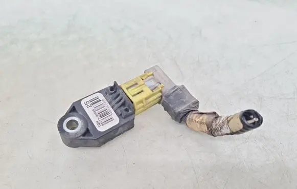 Toyota Avensis T270 Airbag deployment crash/impact sensor 8917305060