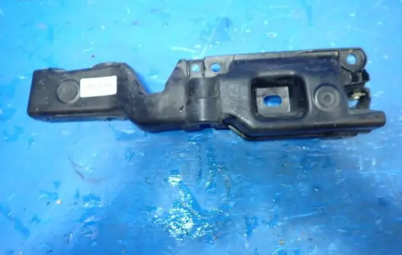 Renault Scenic III - Grand scenic III Front bumper mounting bracket 631223715R