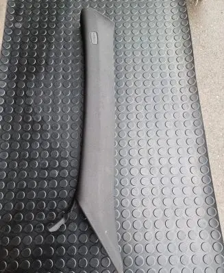 Porsche Cayenne (92A) (A) pillar trim 7p5867233 9769898L