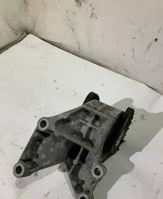 Mini One - Cooper R50 - 53 Engine mount bracket 67554426