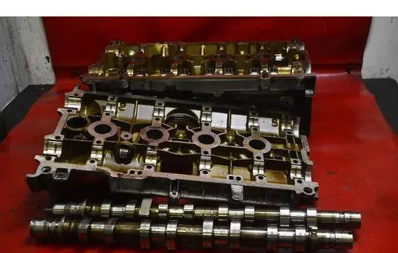 Renault Megane III Engine head 8200766796F