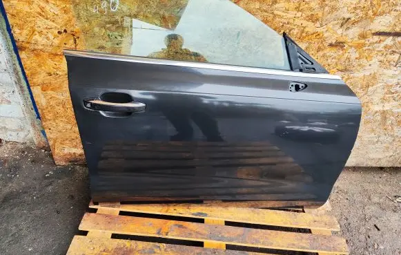 Audi A7 S7 4G Front door