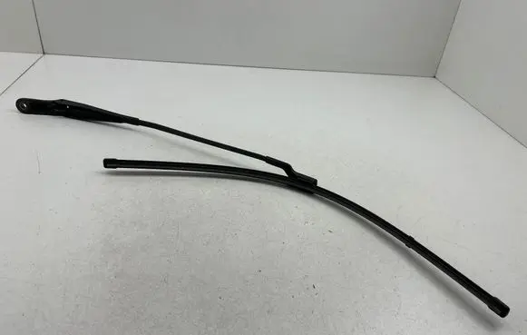 Peugeot 3008 I Windshield/front glass wiper blade 