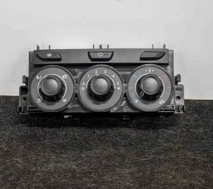 Citroen DS3 Interior fan control switch X8031002