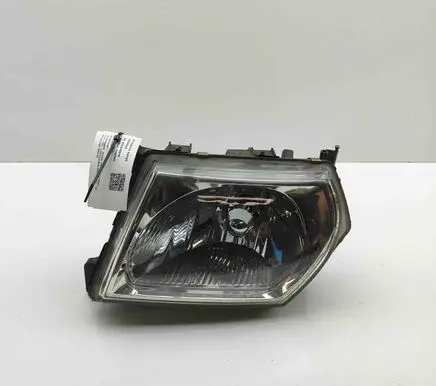 Nissan Patrol Y61 Headlight/headlamp 26065VC310