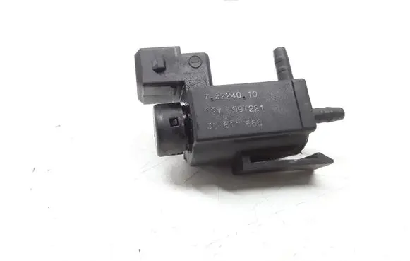 Volvo S80 Vacuum valve 30611668