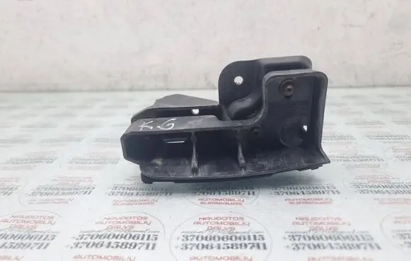 Audi A6 S6 C6 4F Rear bumper mounting bracket 4F9807891