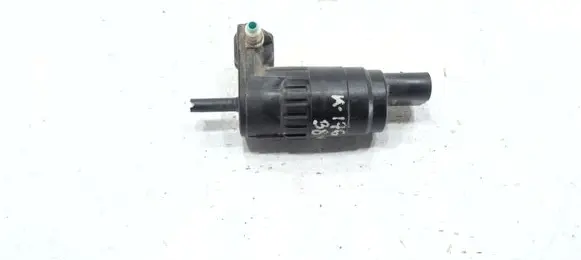 Volkswagen PASSAT B8 Windscreen/windshield washer pump 1K6955651