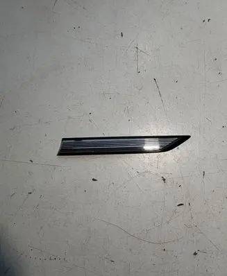 Volkswagen Tiguan Other badges/marks 5NA853689B 5NA853689R A0095339700